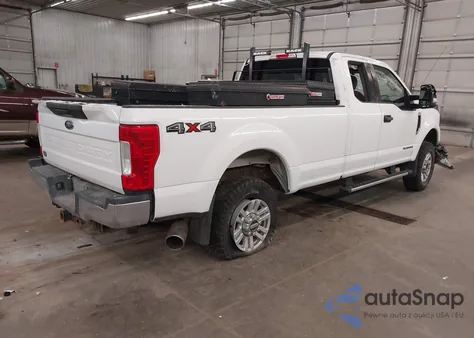 2017 Ford F-250 Xlt из США, поврежденный, VIN 1FT7X2BT9HEE26104
